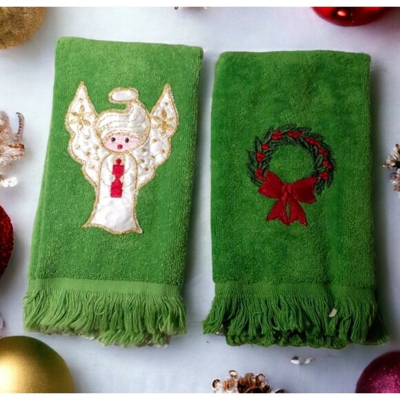 Vintage Christmas Fingertip Towels Fringe Edge Applique Embroidered Angel Wreath - Picture 1 of 6
